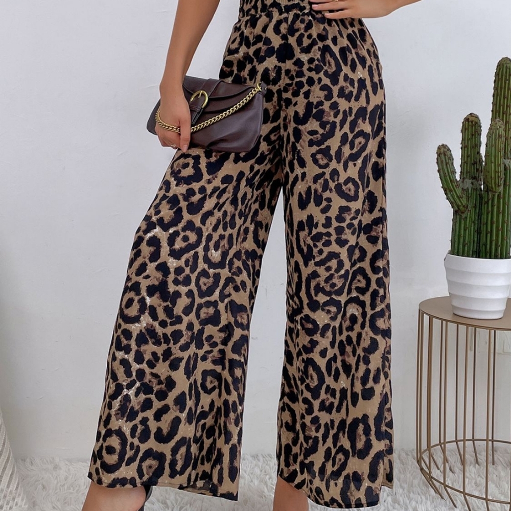 Leopard Print Wide-Leg Pants - Picture 6 of 7